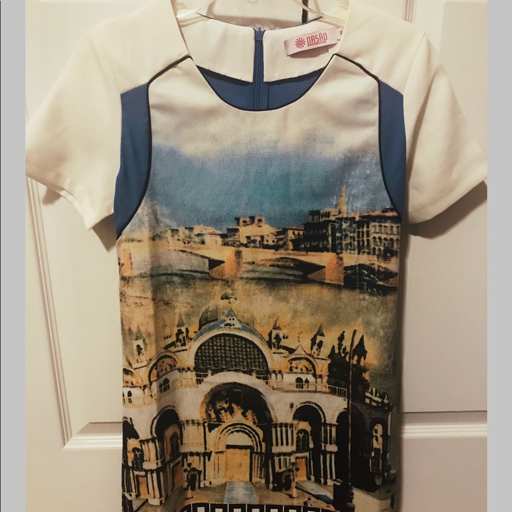 Scenic Dress